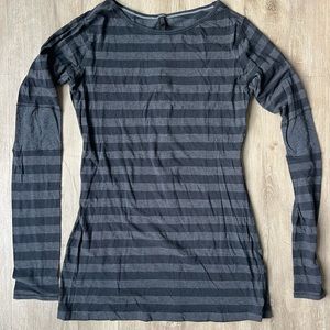 Lululemon Long sleeve black and grey stripped shirt. Size Medium!